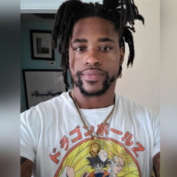 Meet your Posher, Brandon - Picture 5 of 8